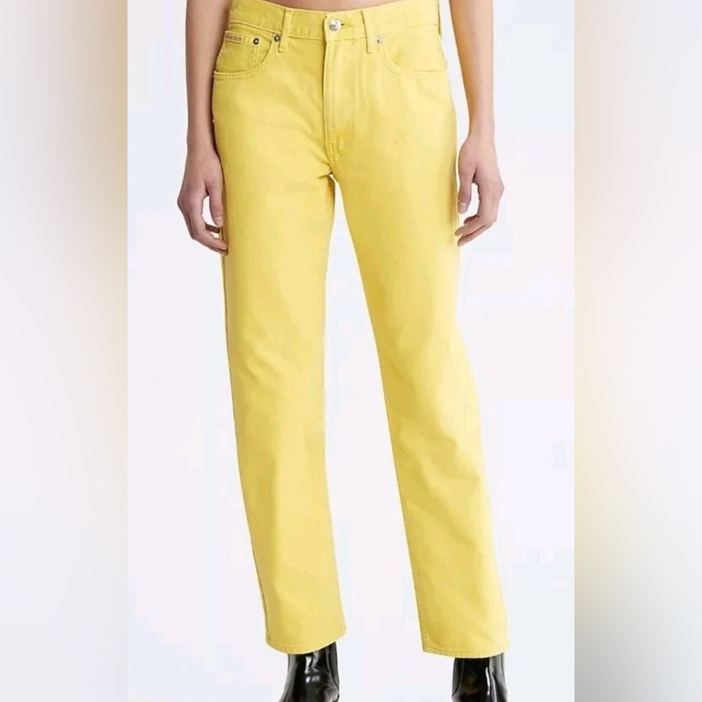 Calvin Klein Jeans stretch mid  Rise Slim Jean Button Yellow women’s Size 6